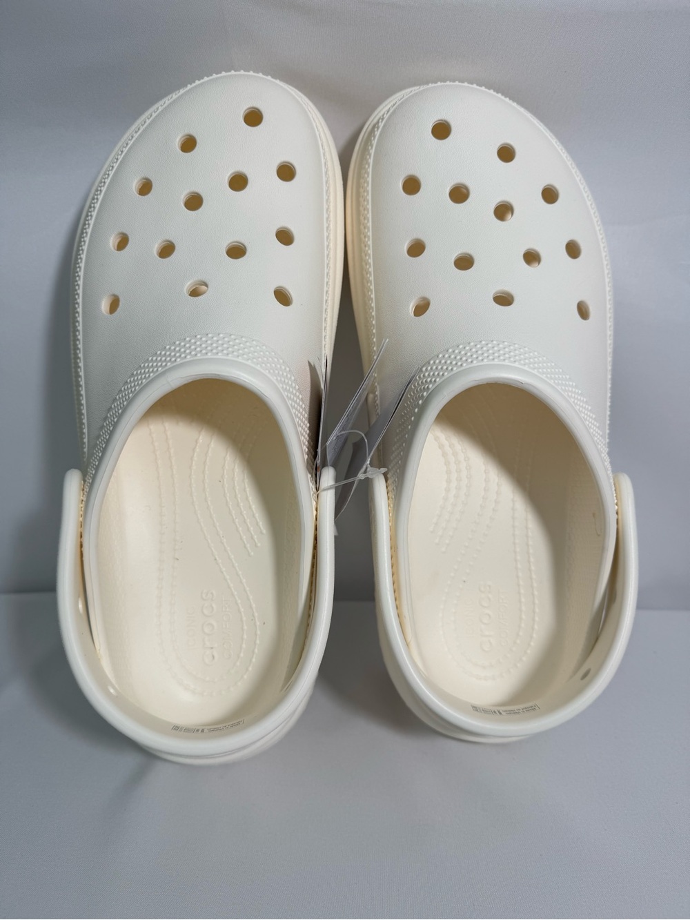 CROCS Stomp Clog in Chalk